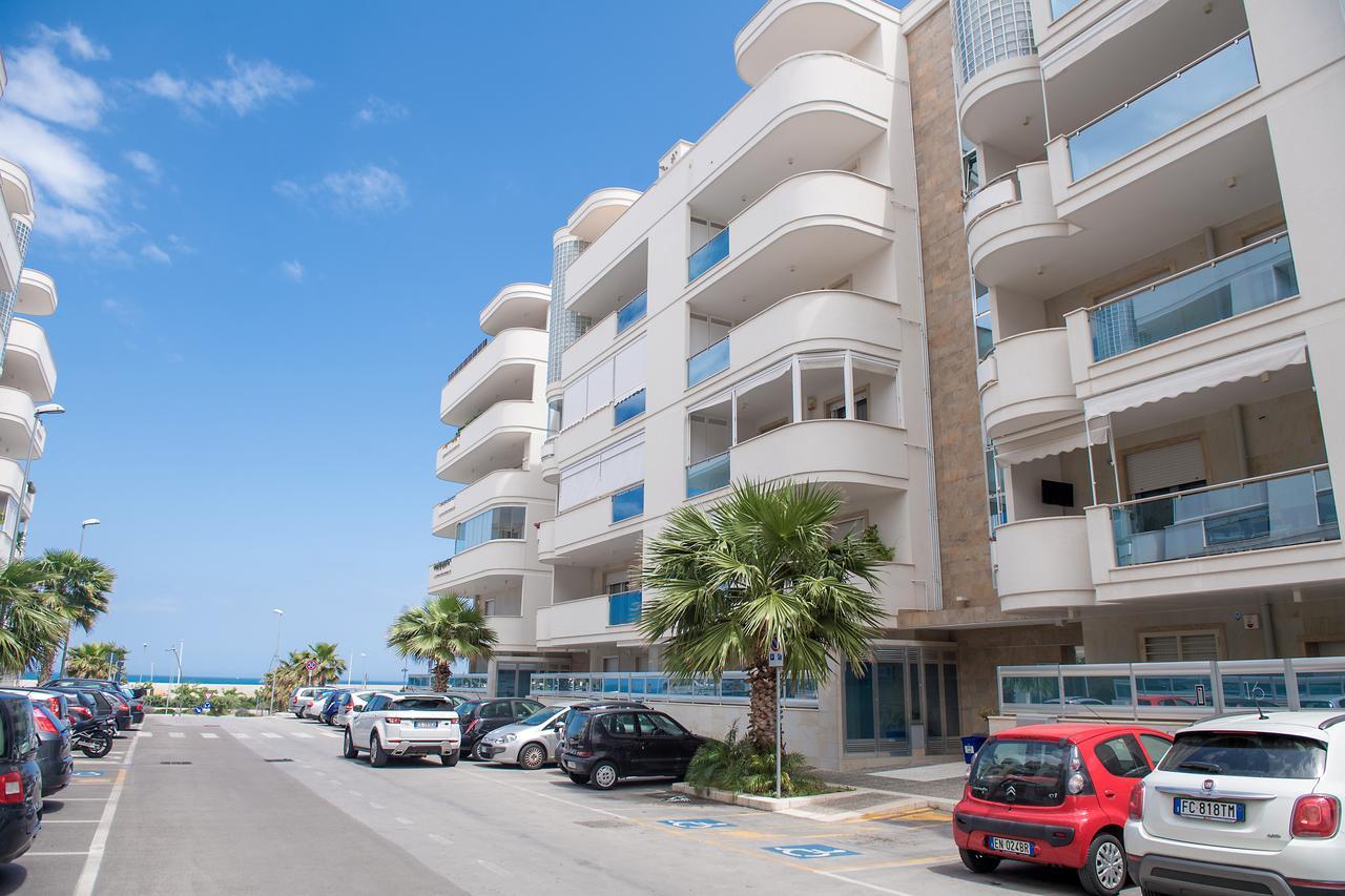 Chicco Di Caffe' Bed & Breakfast Monopoli Ngoại thất bức ảnh